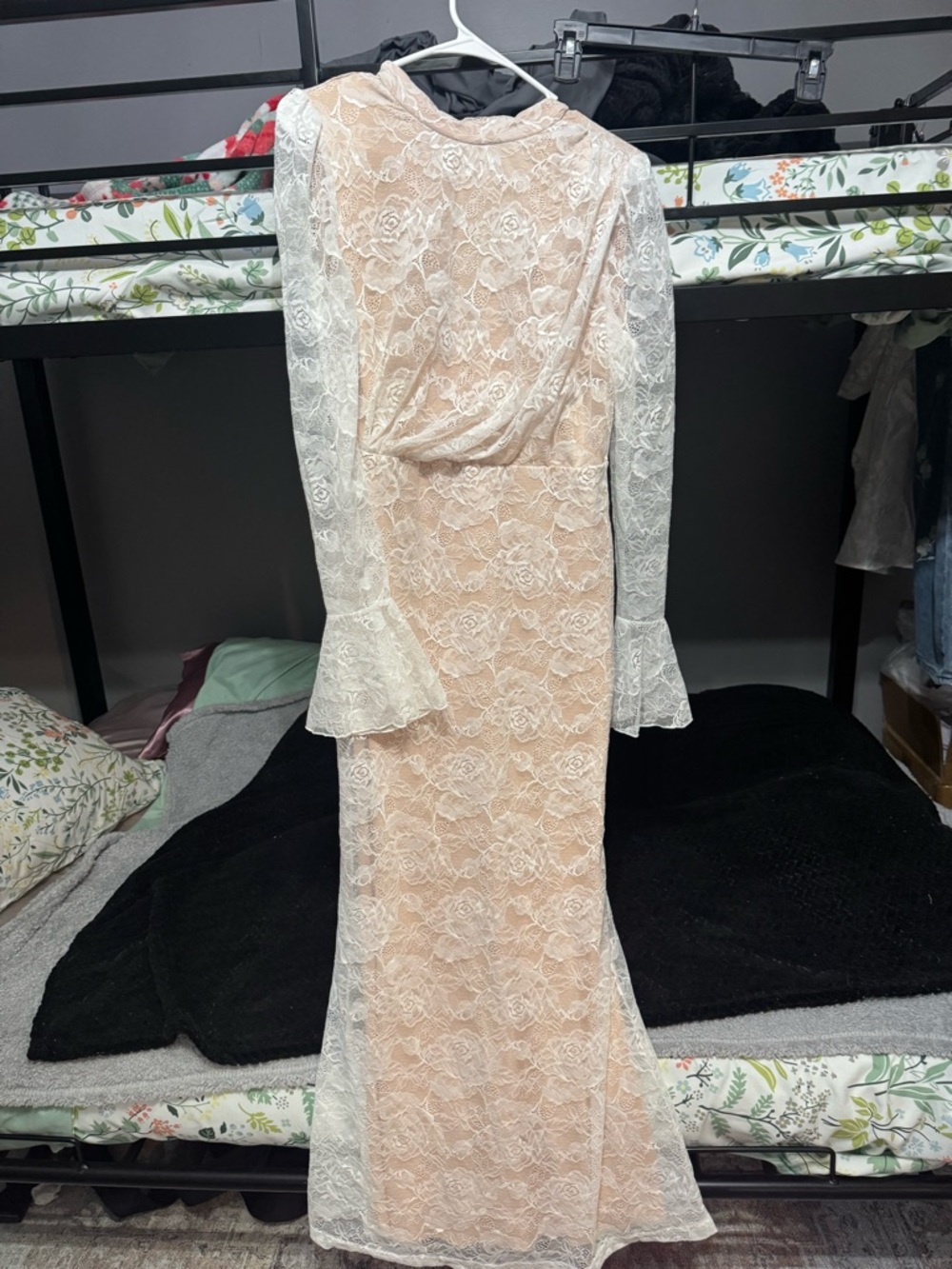 SHEIN Beige and White Long Sleeve Lace Maxi Dress